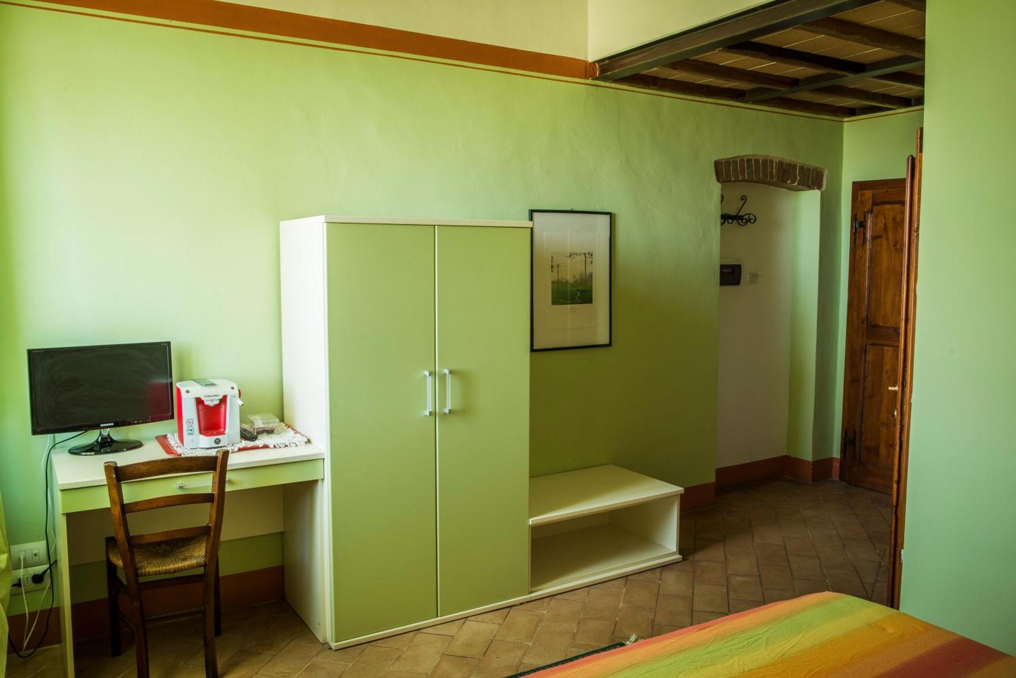 Castel del Piano  Agriturismo Il Tiro الغرفة الصورة