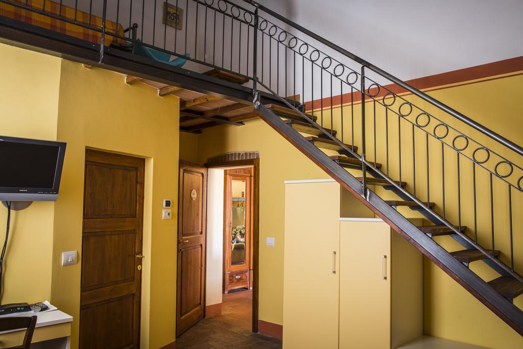 Castel del Piano  Agriturismo Il Tiro الغرفة الصورة